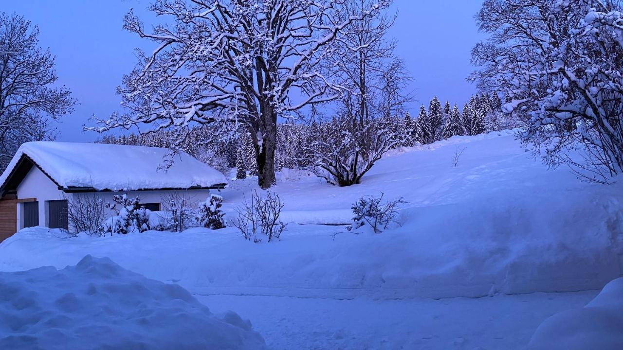 Jurabelle Bed & Breakfast La Côte-aux-Fées Dış mekan fotoğraf